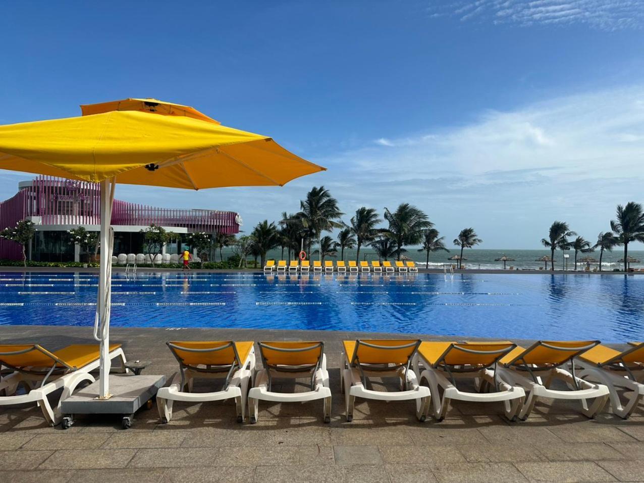 Oceanami Resort & Beach Club Лонгхай Екстер'єр фото